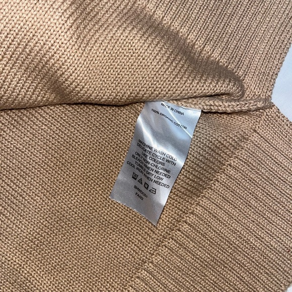 Quince Button-Up Cardigan - Picture 4 of 4